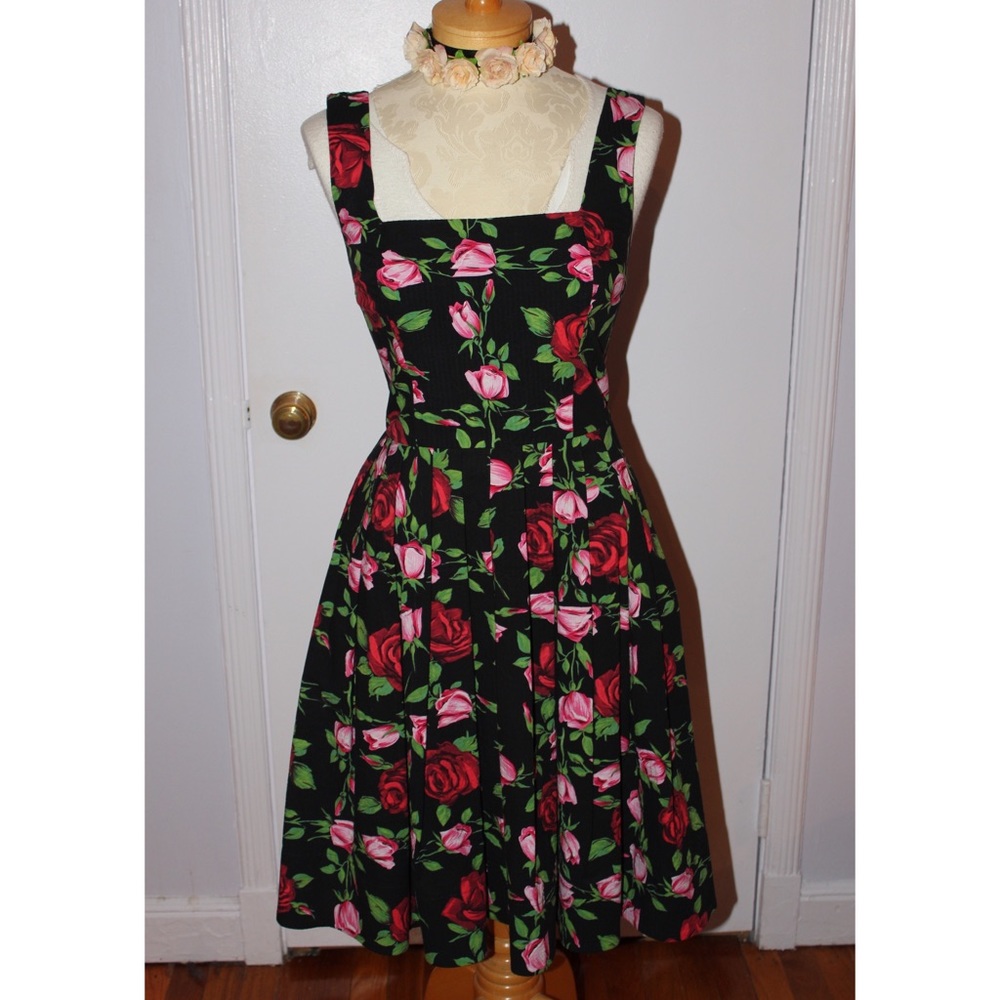 Betsey Johnson 50s style seersucker sleeveless pin-up dress